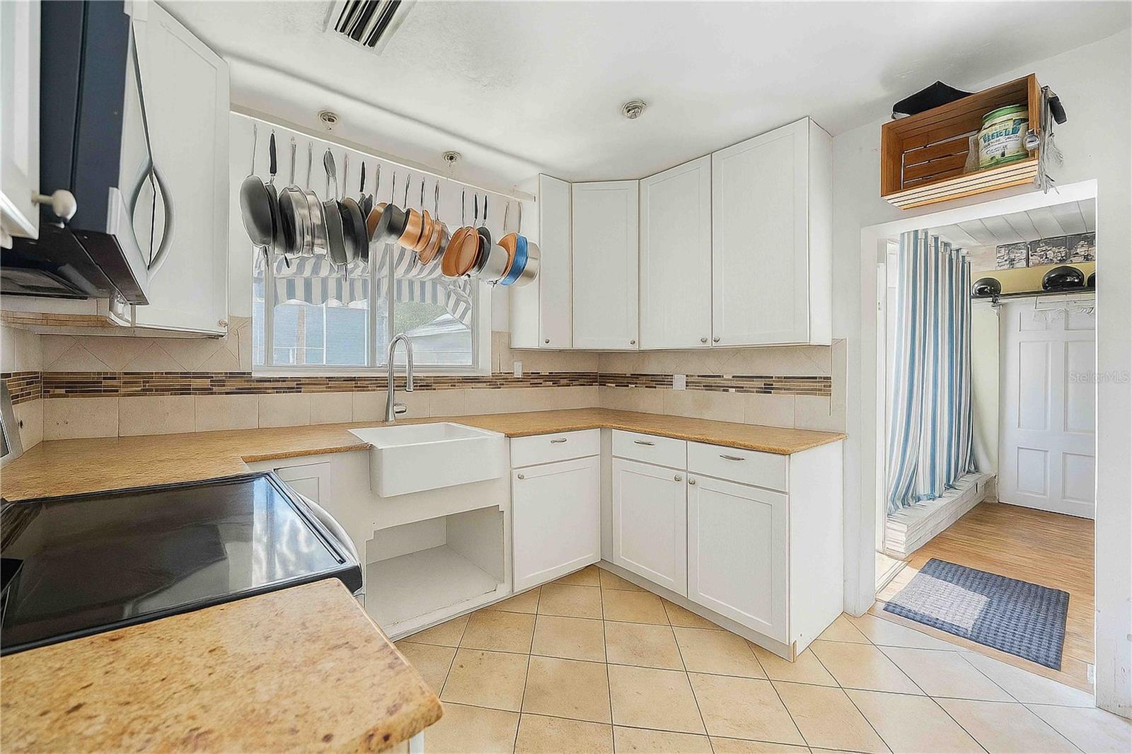 2507 Riverview Blvd Property Photo 6