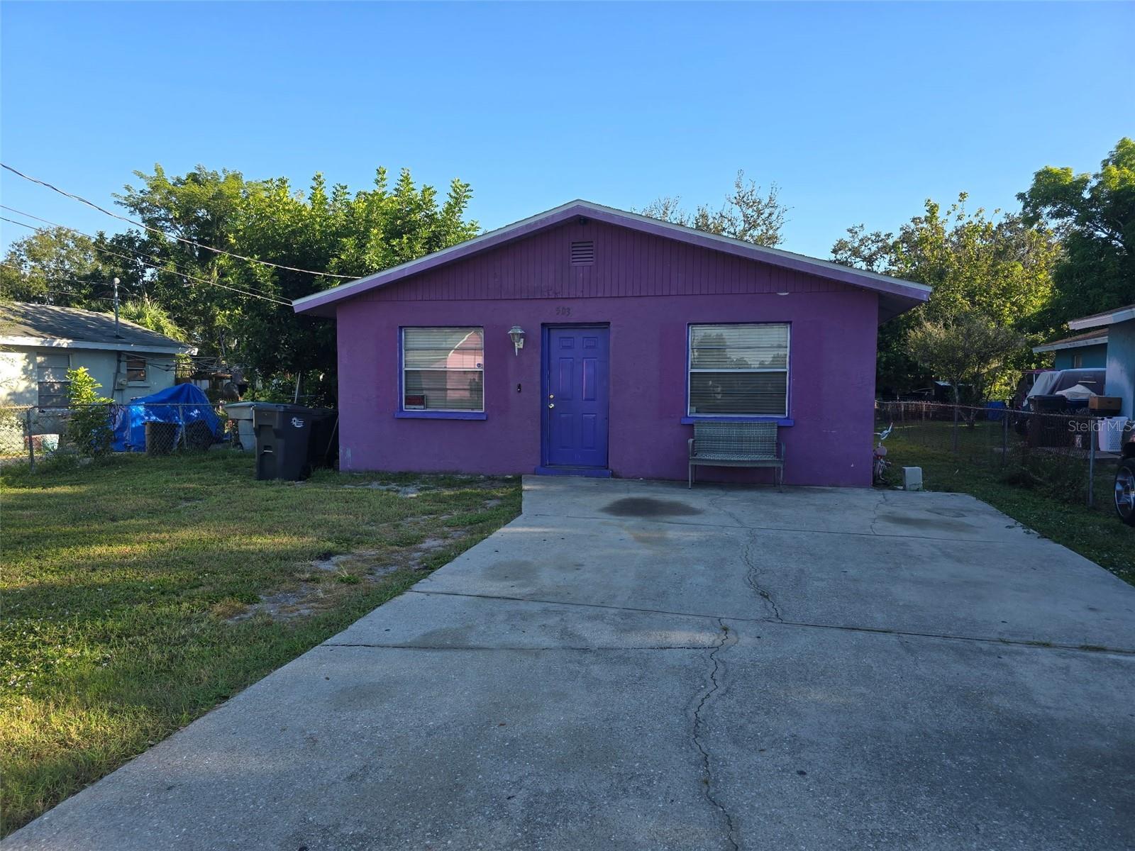503 25th St E Property Photo 1