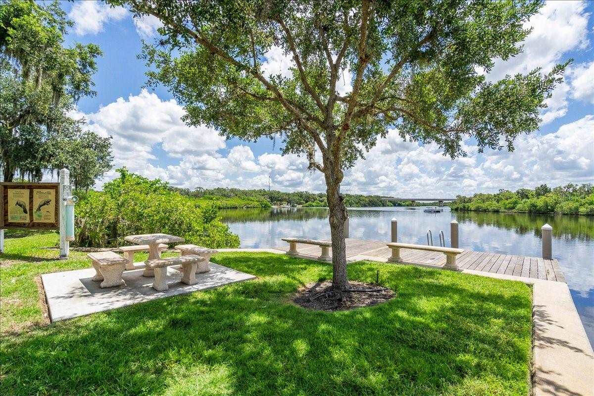 1632 Rio Vista Ter Property Photo 22