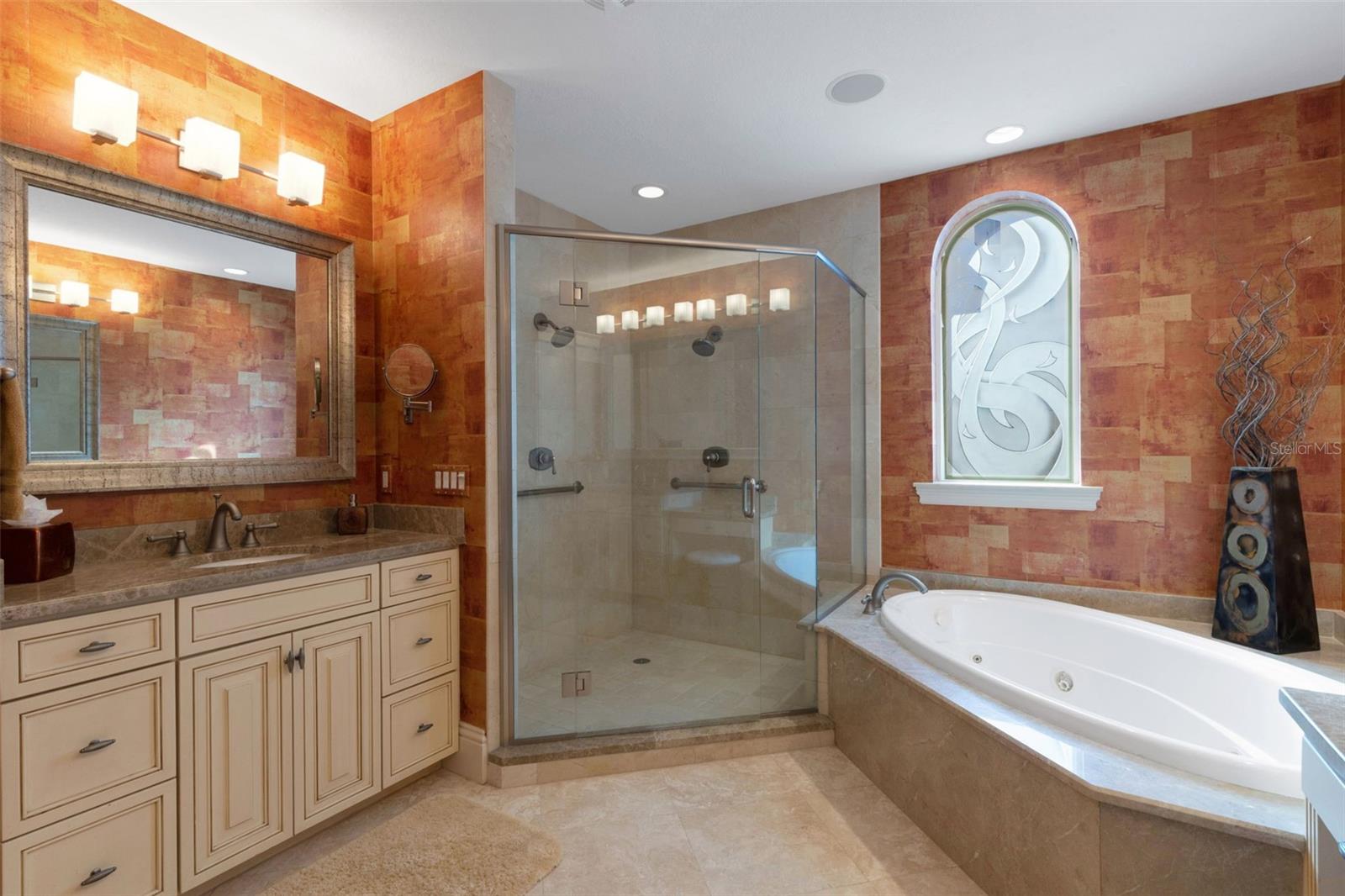 464 Golden Gate Pt #403 Property Photo 58