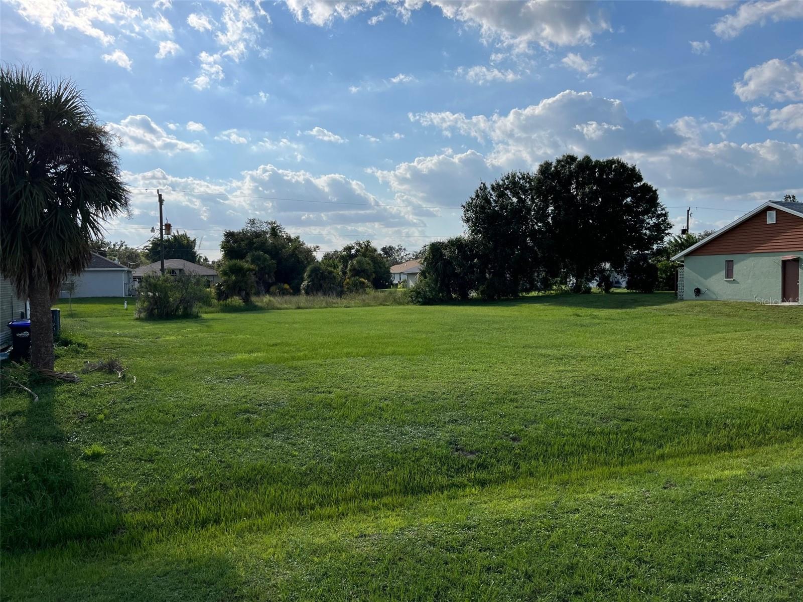 2361 S Biscayne Dr Property Photo 1