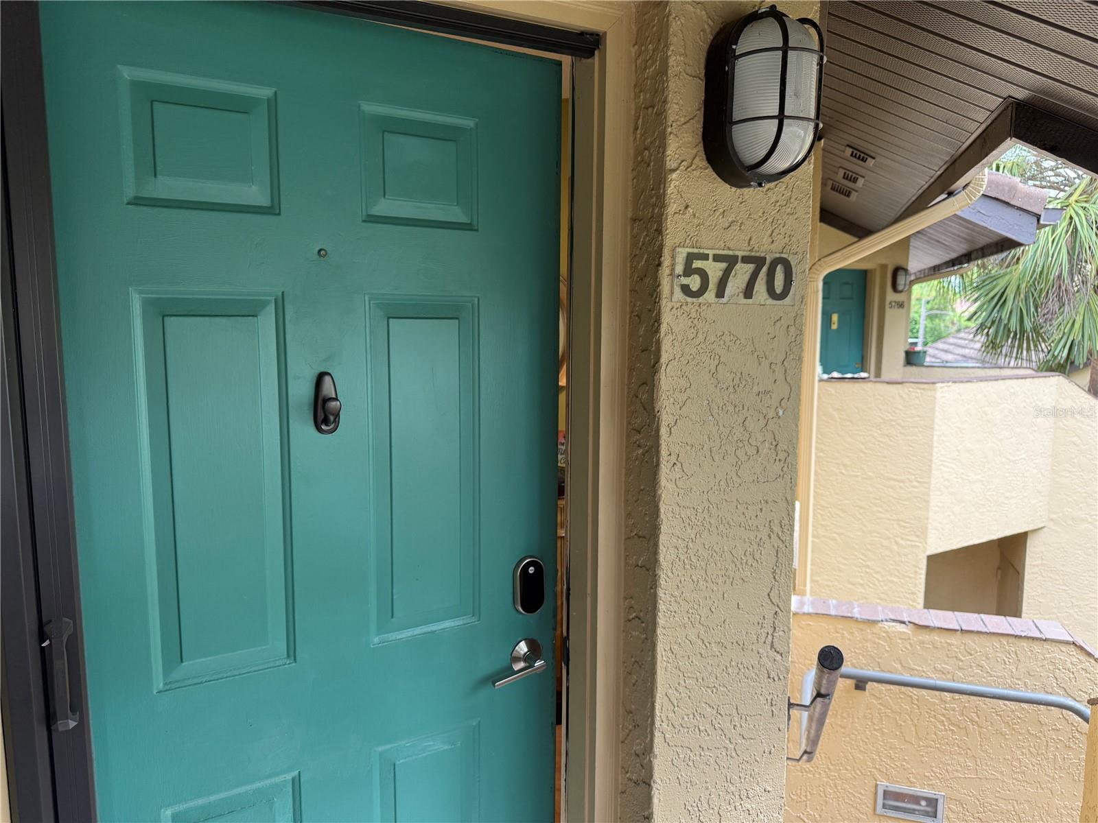 5770 Ashton Lake Dr #8 Property Photo 2