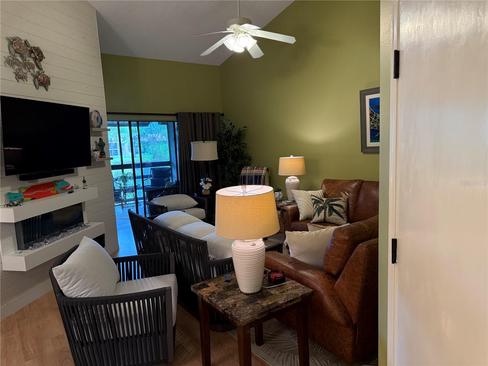 5770 Ashton Lake Dr #8 Property Photo 21