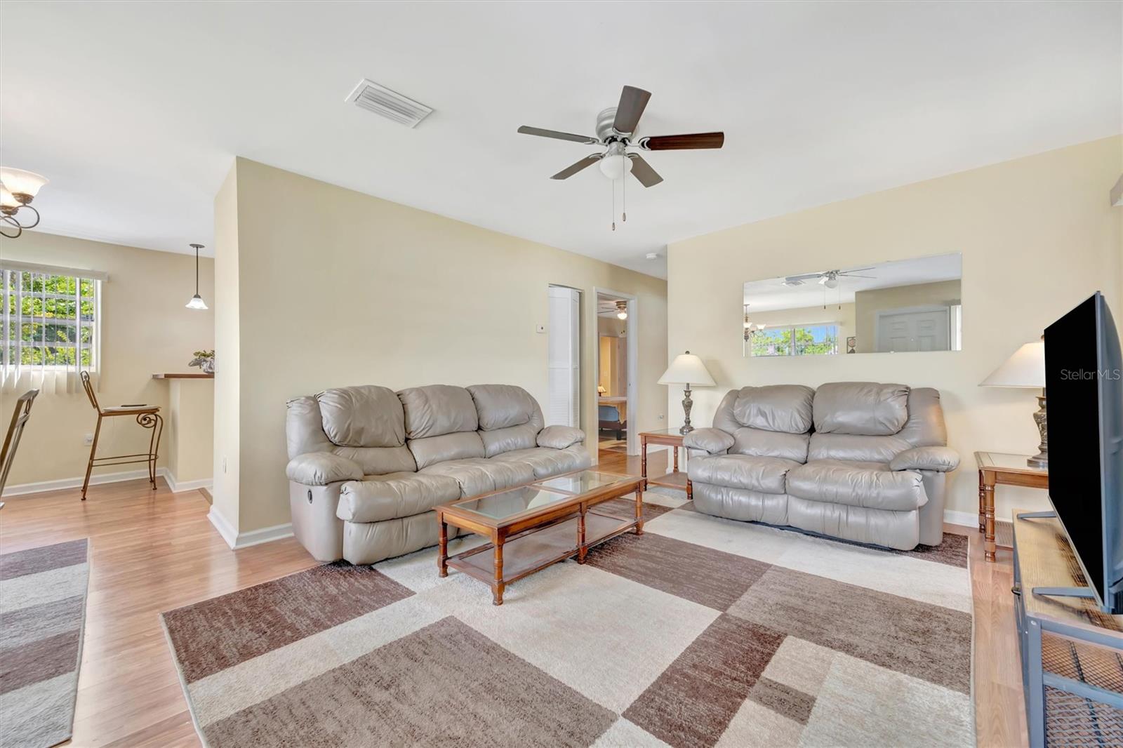 7959 Hyde Park Ave Property Photo 16