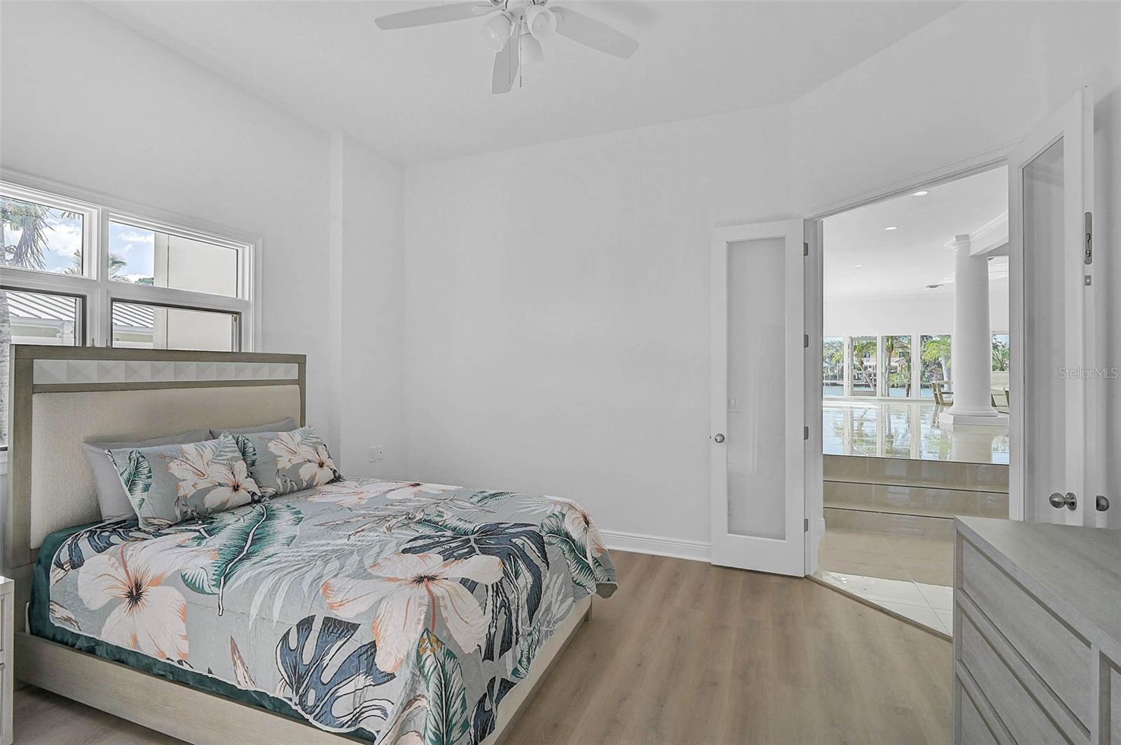 548 Siesta Dr Property Photo 17