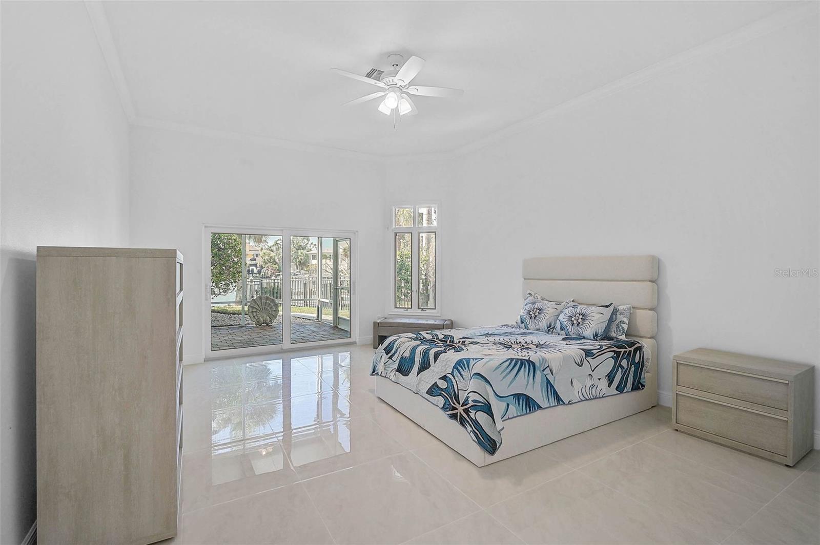 548 Siesta Dr Property Photo 21