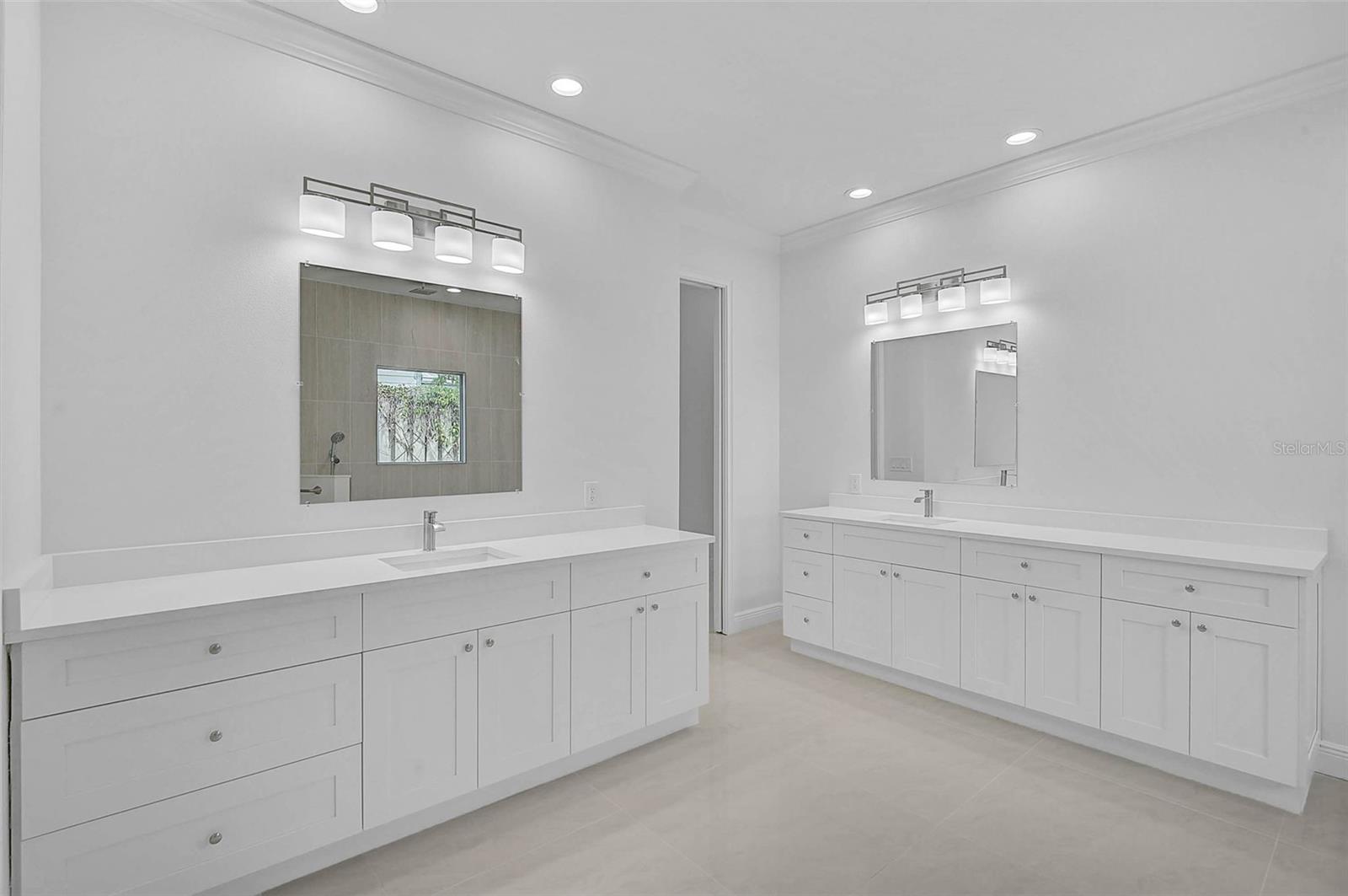 548 Siesta Dr Property Photo 28