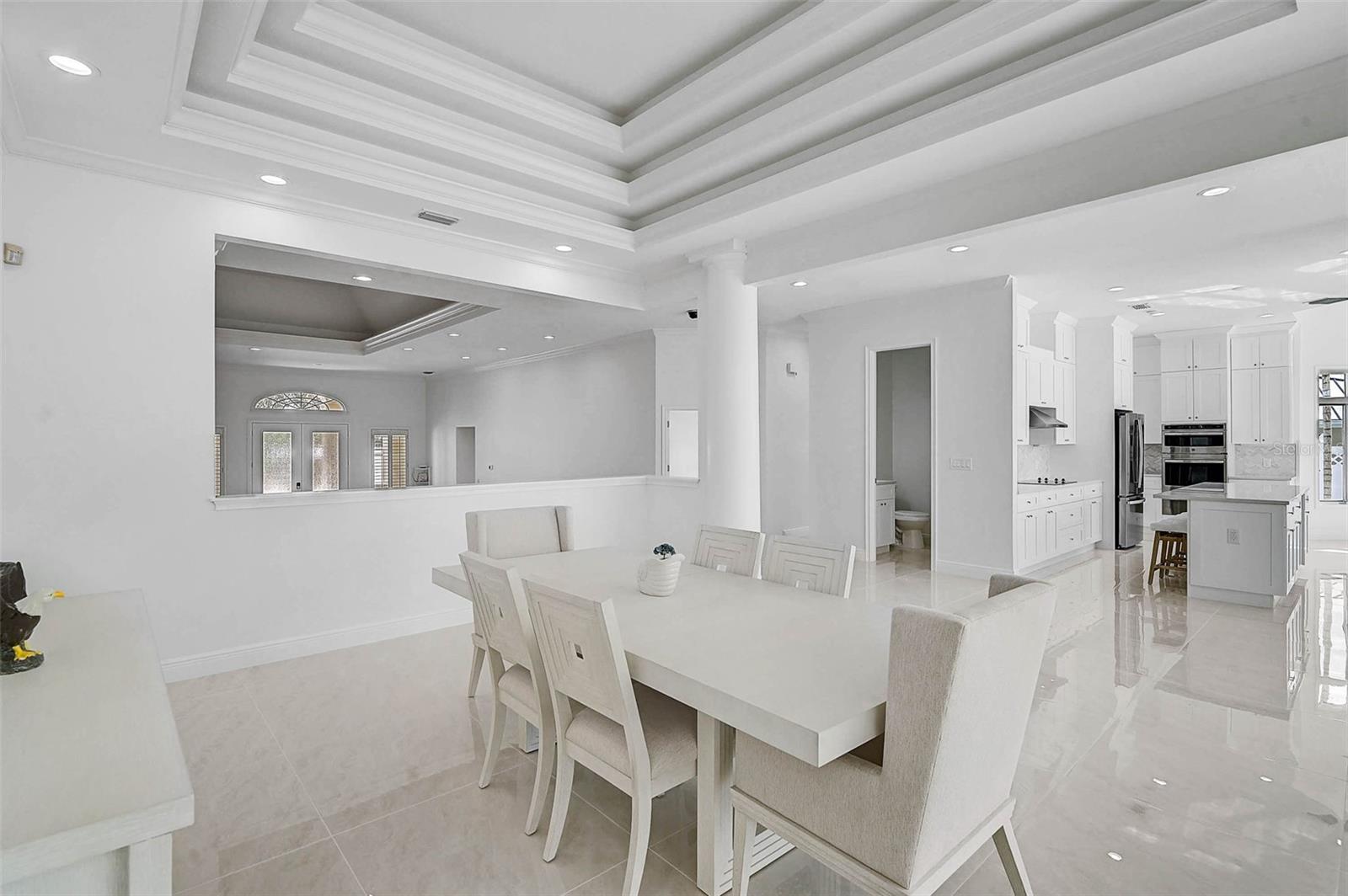 548 Siesta Dr Property Photo 34