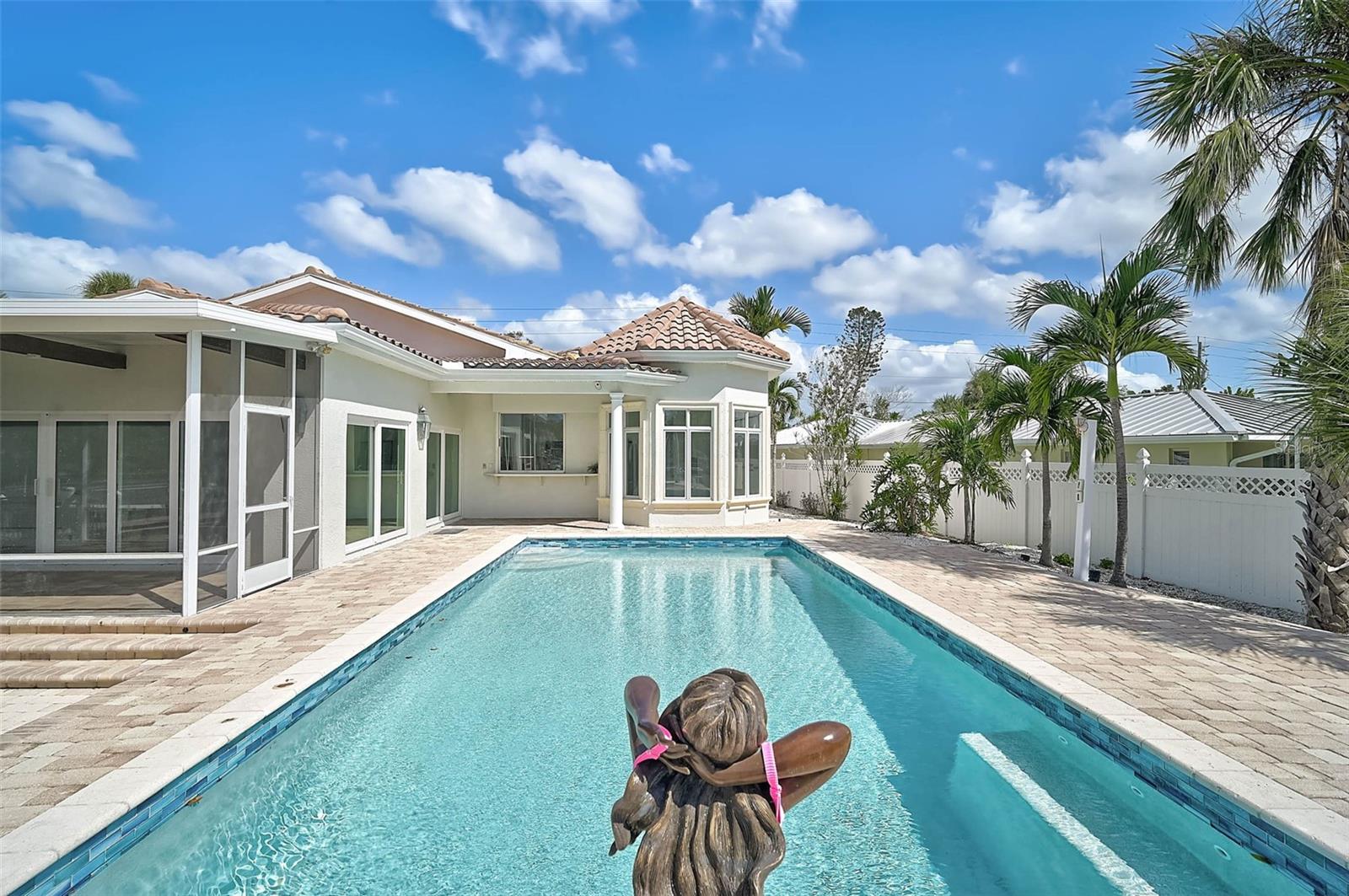 548 Siesta Dr Property Photo 60