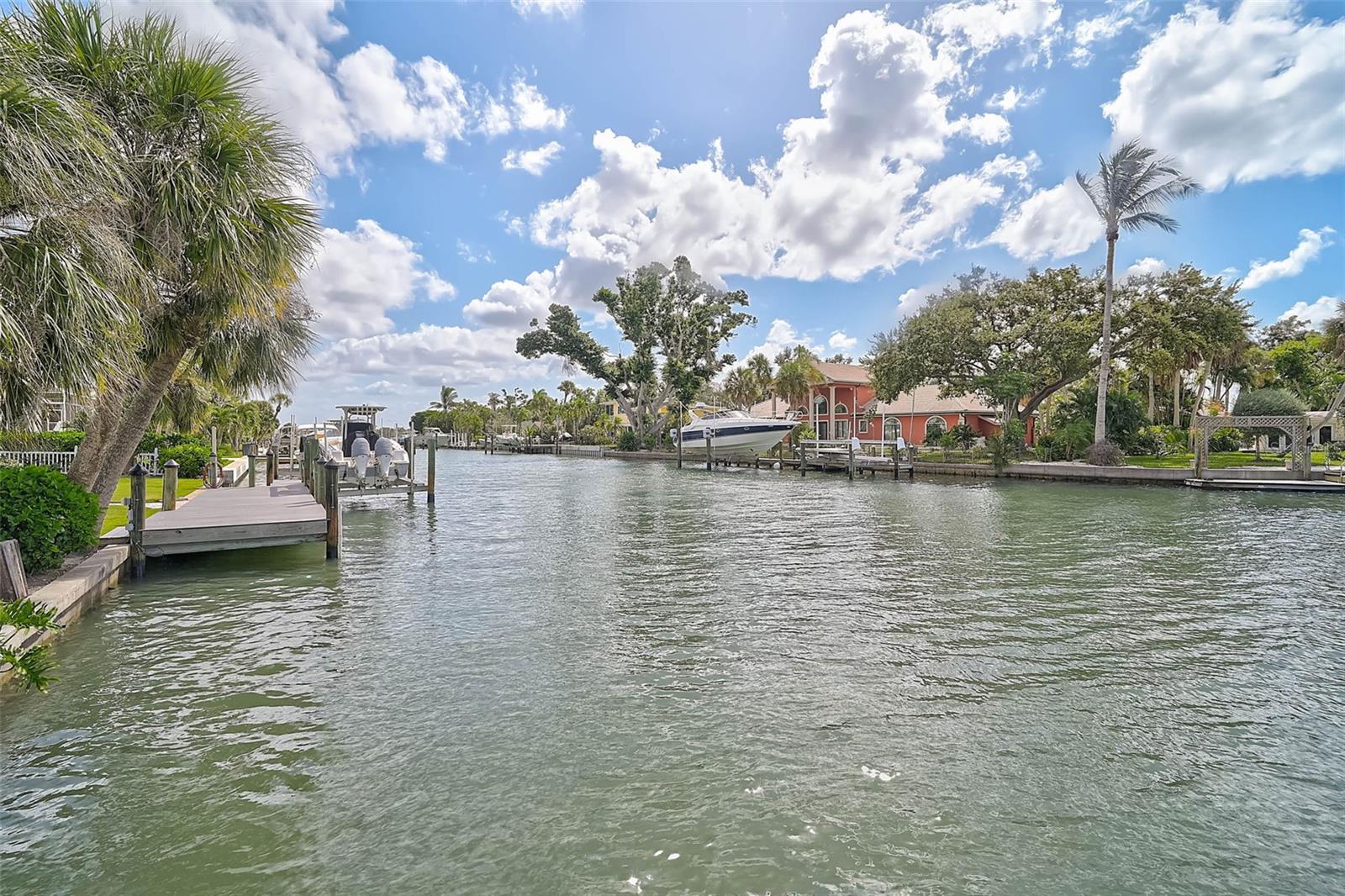 548 Siesta Dr Property Photo 70