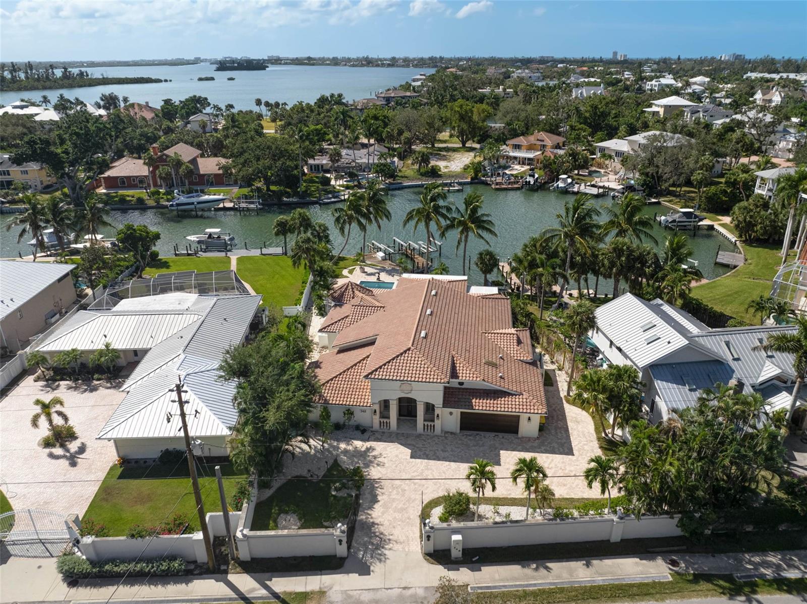 548 Siesta Dr Property Photo 75