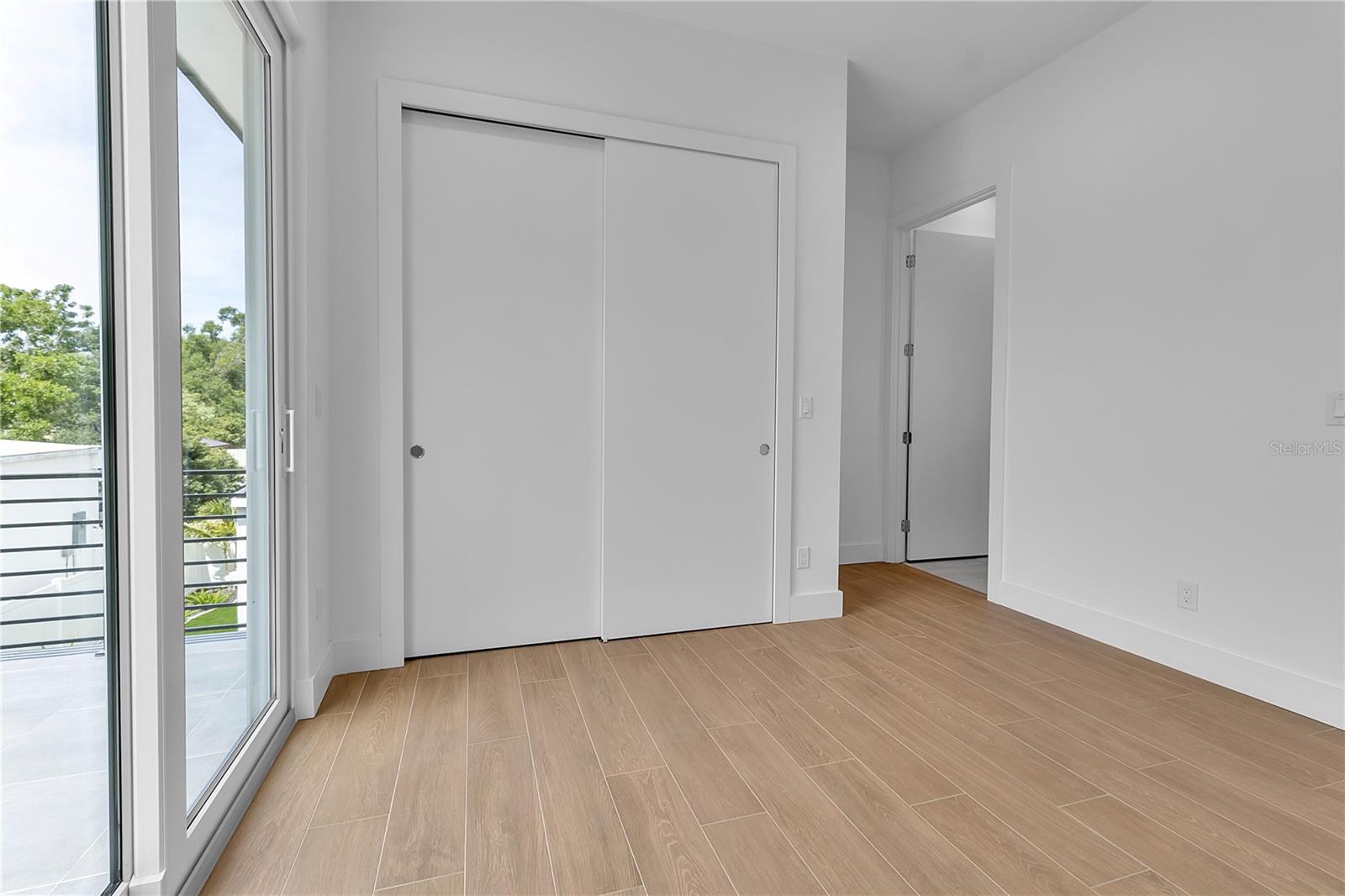 2516 Browning St Property Photo 20