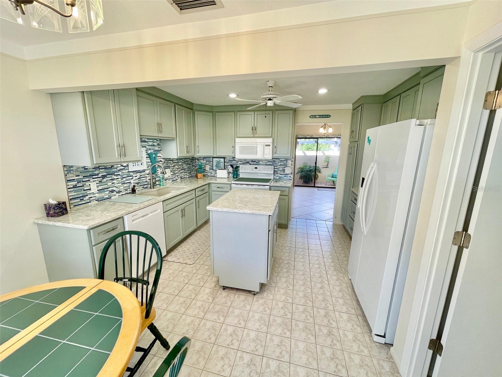 126 Sandstone Cir Property Photo 25