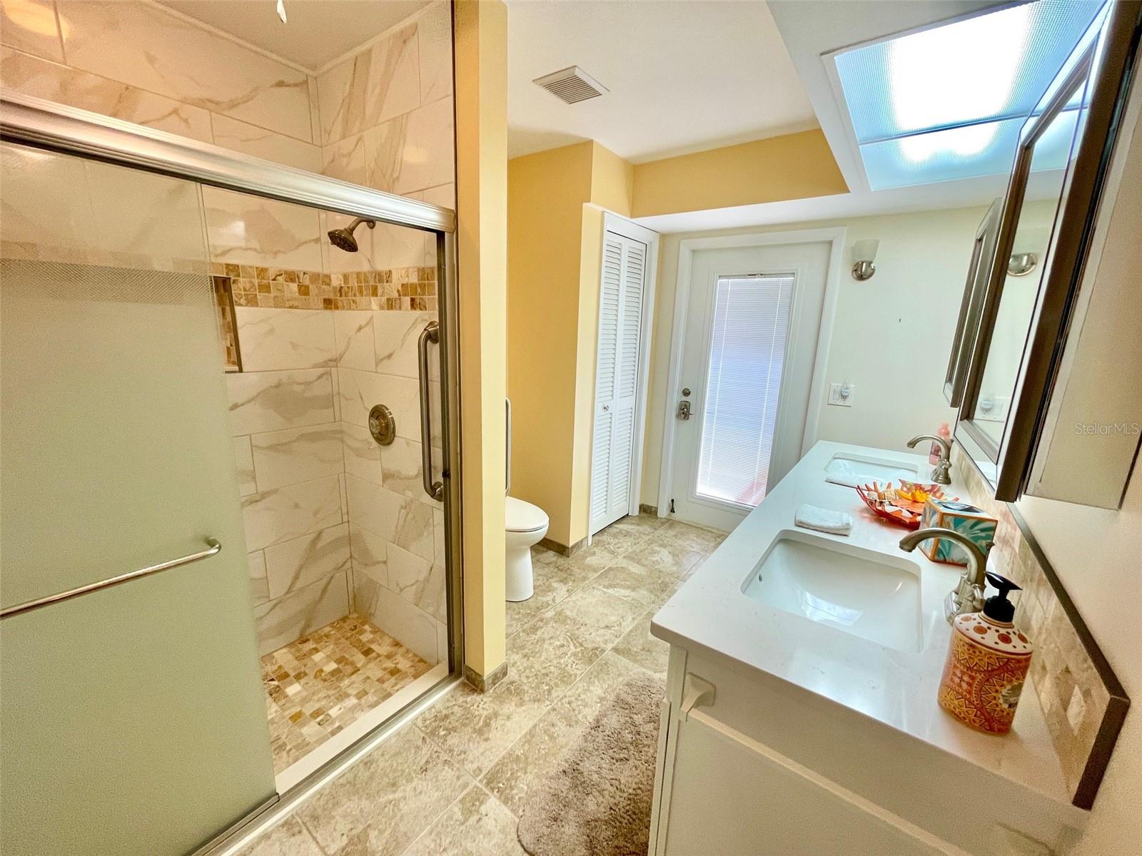 126 Sandstone Cir Property Photo 32