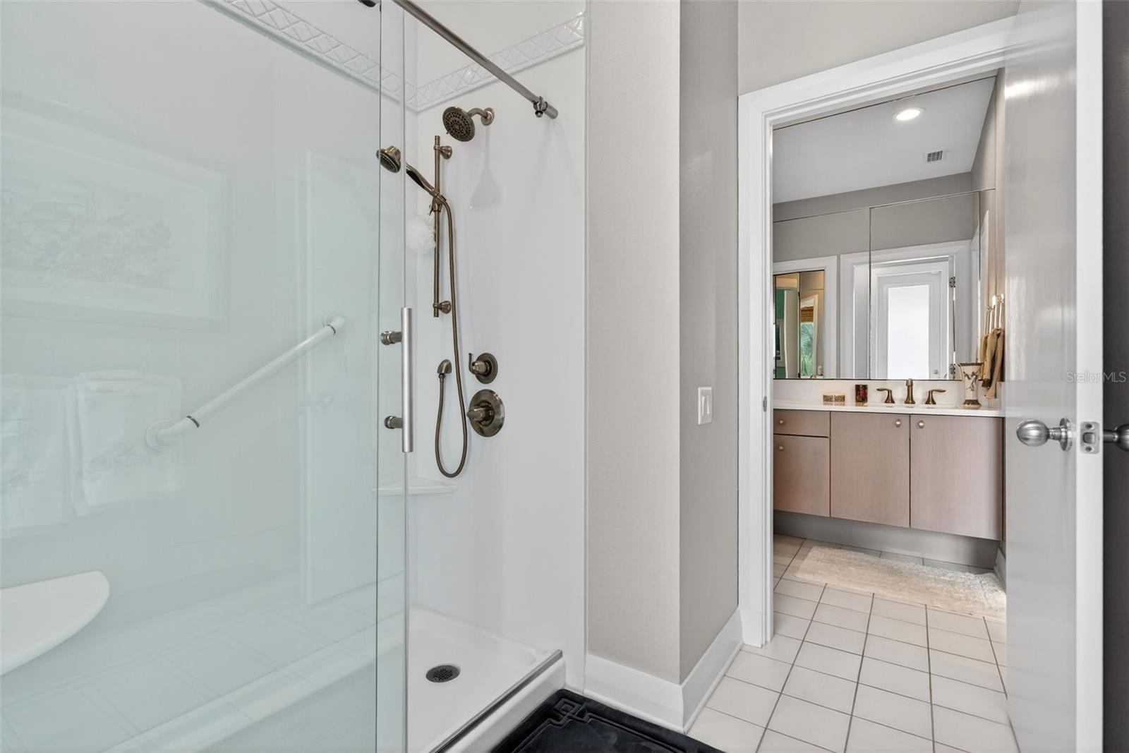 1571 Harbor Cay Ln Property Photo 54
