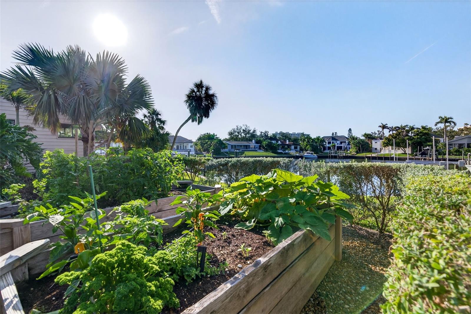 1571 Harbor Cay Ln Property Photo 63