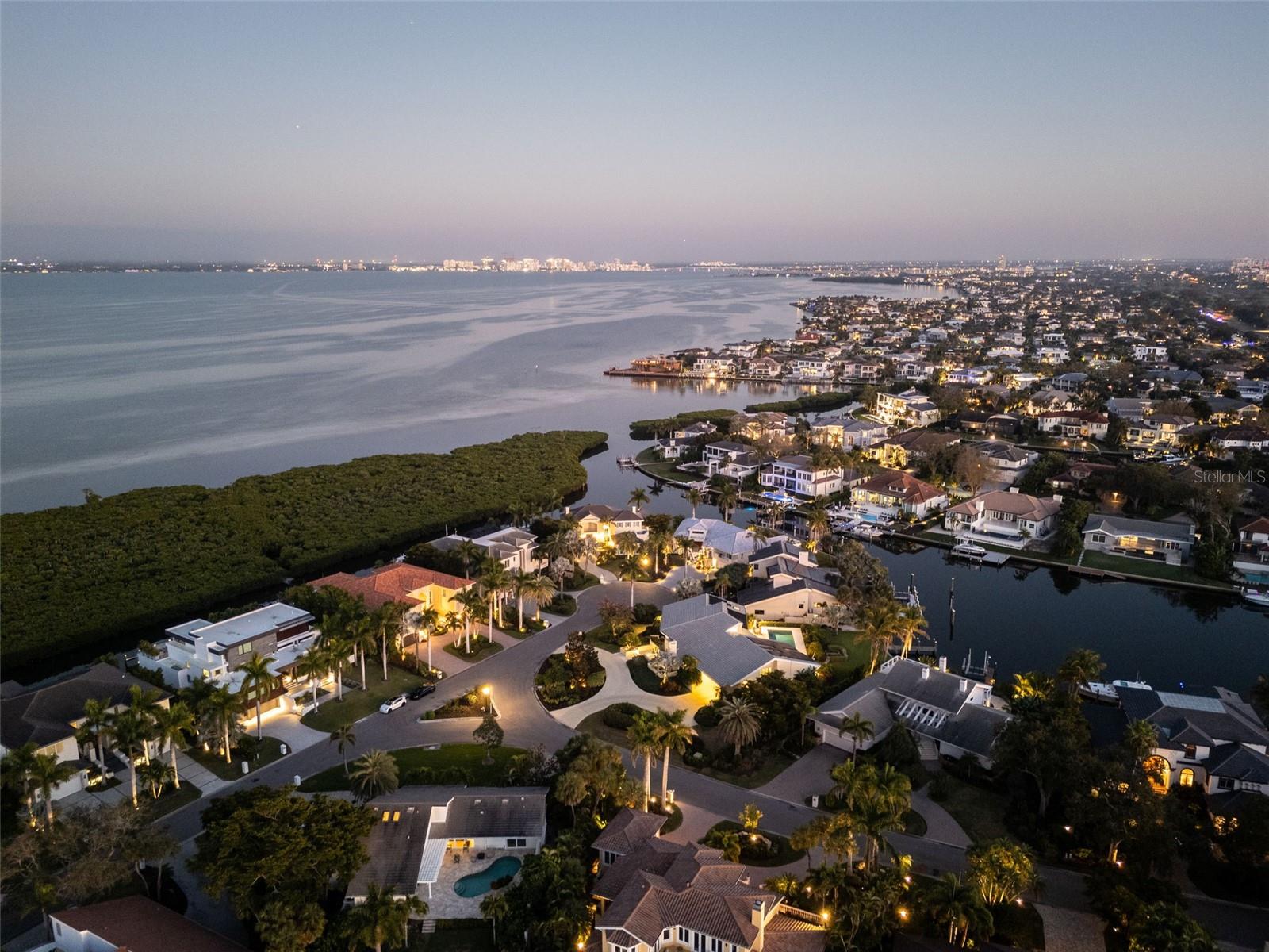 1571 Harbor Cay Ln Property Photo 81