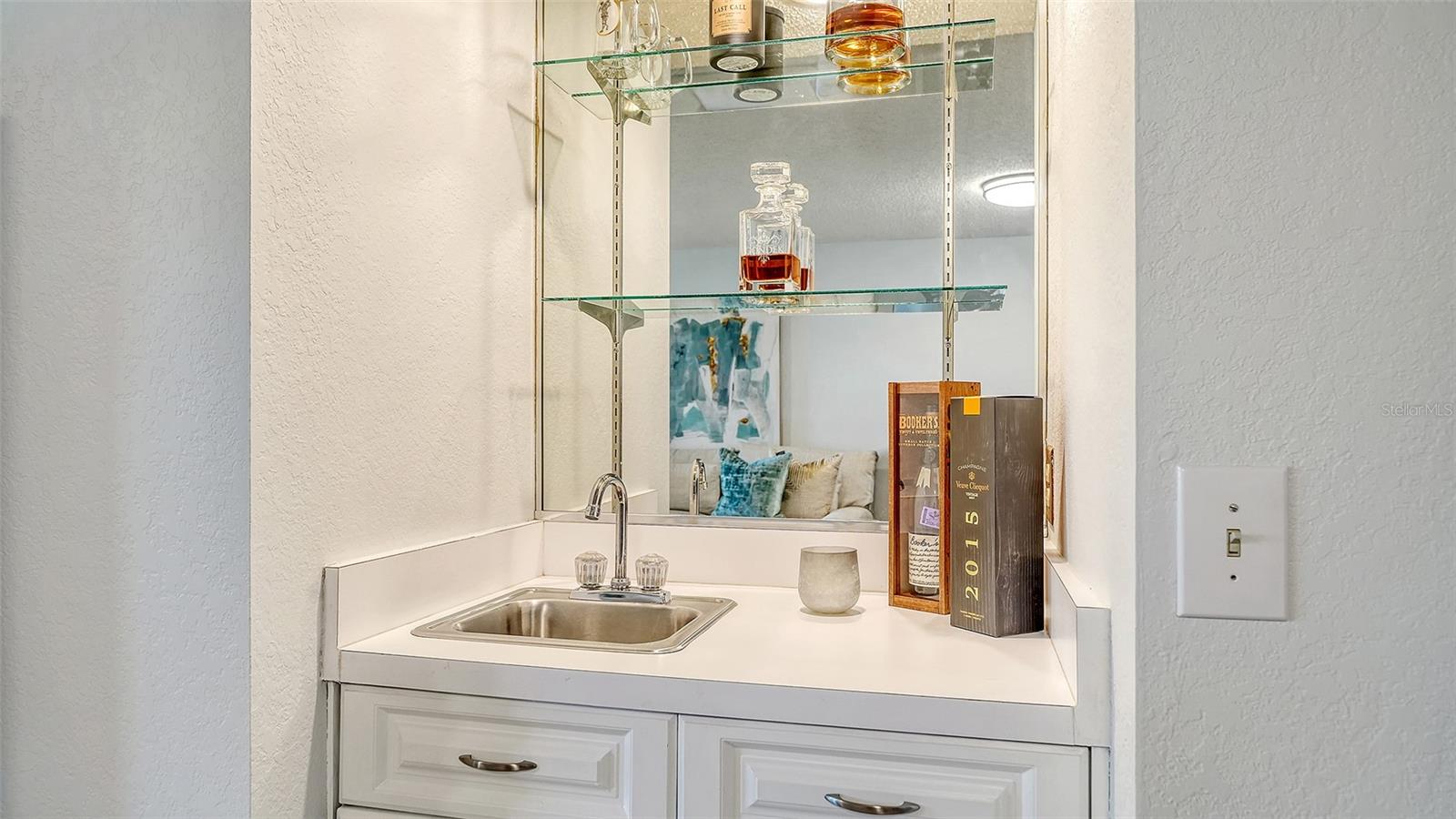 6611 Stone River Rd #103 Property Photo 10
