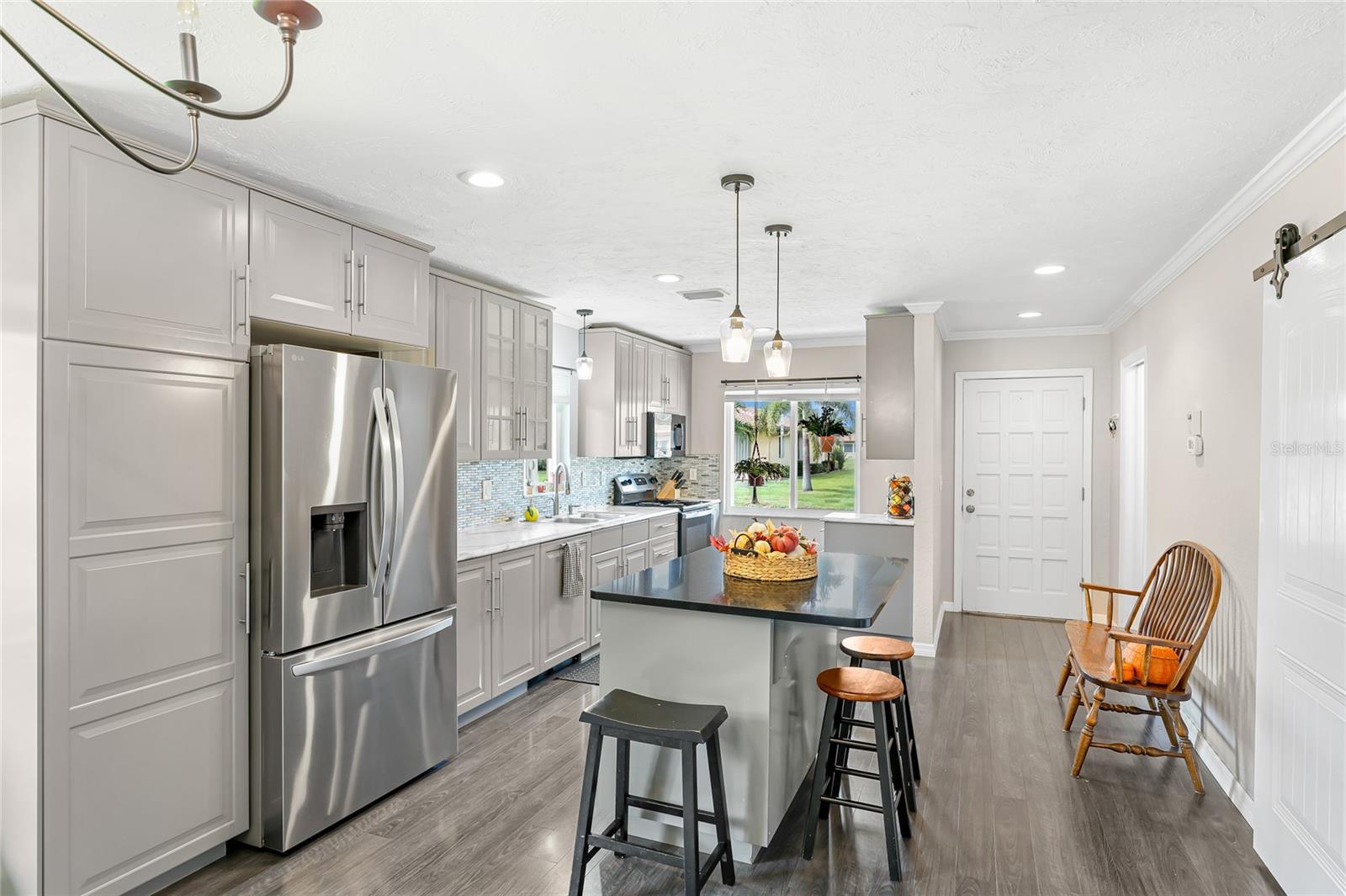 6403 Auburn Ave Property Photo 6