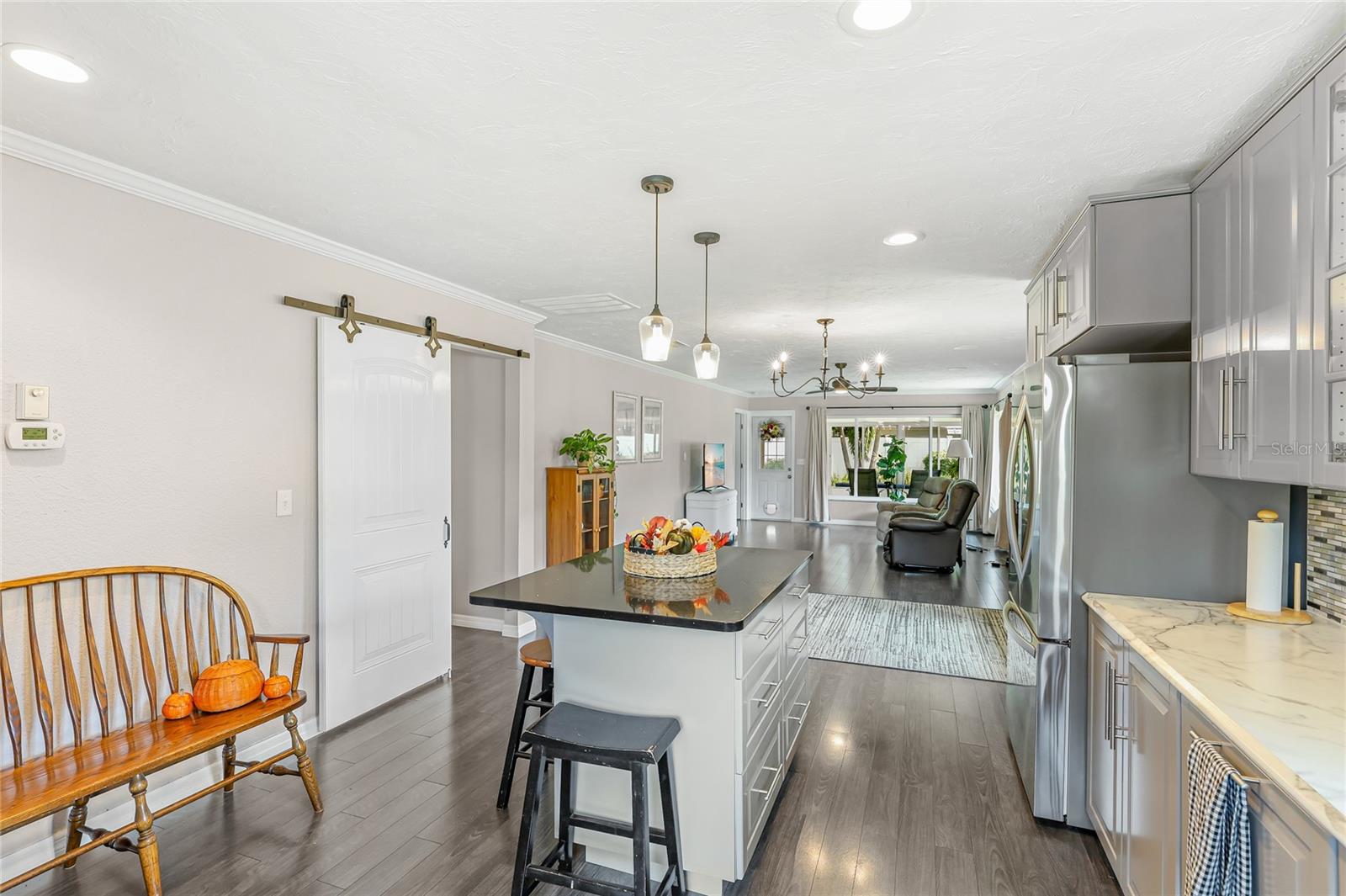 6403 Auburn Ave Property Photo 8