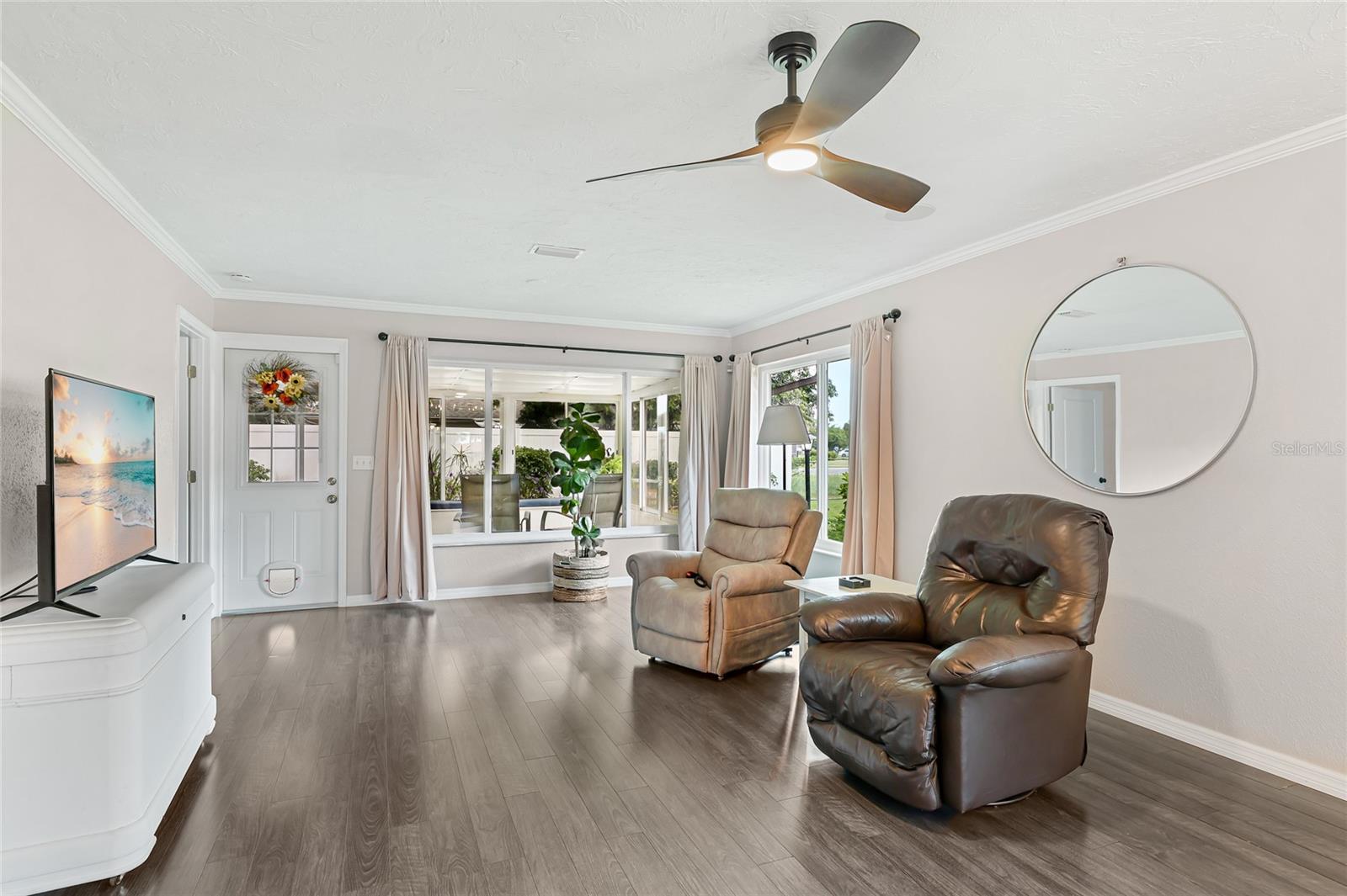 6403 Auburn Ave Property Photo 9