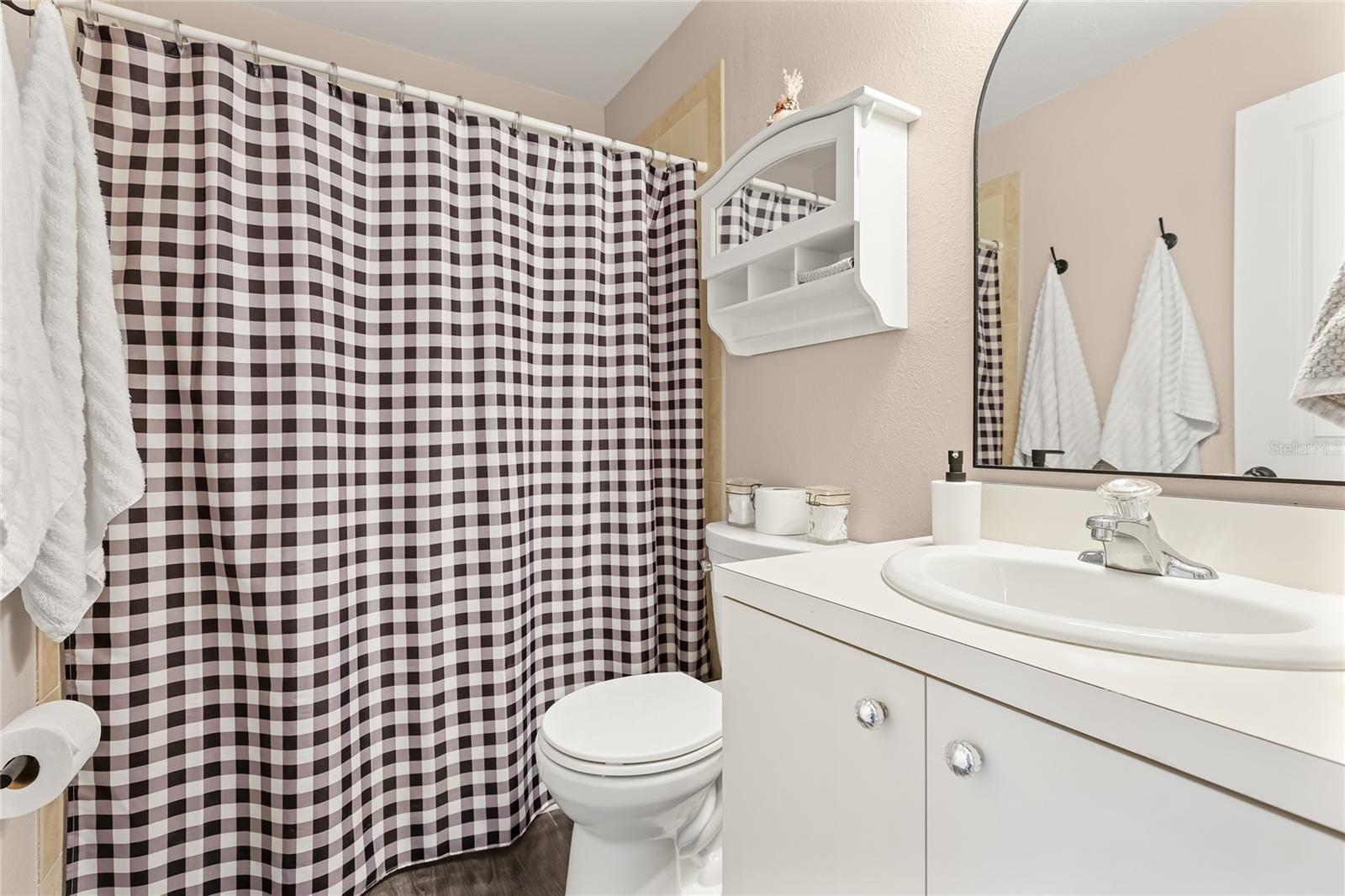 6403 Auburn Ave Property Photo 20