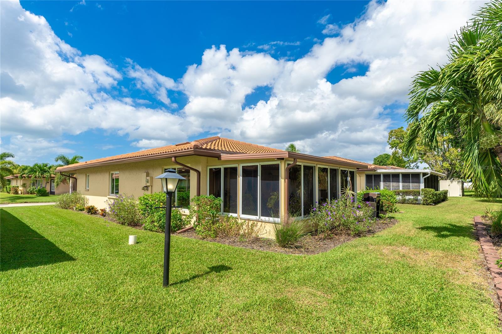 6403 Auburn Ave Property Photo 26