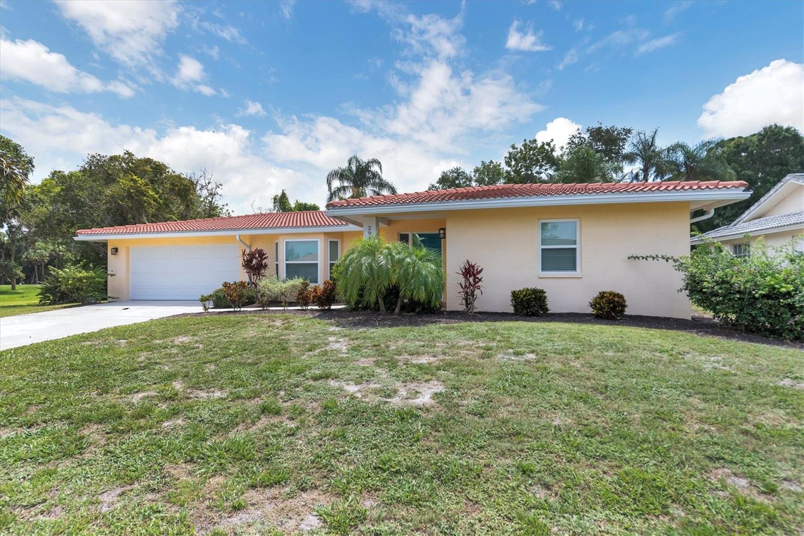 2943 Tuckerstown Dr Property Photo 3