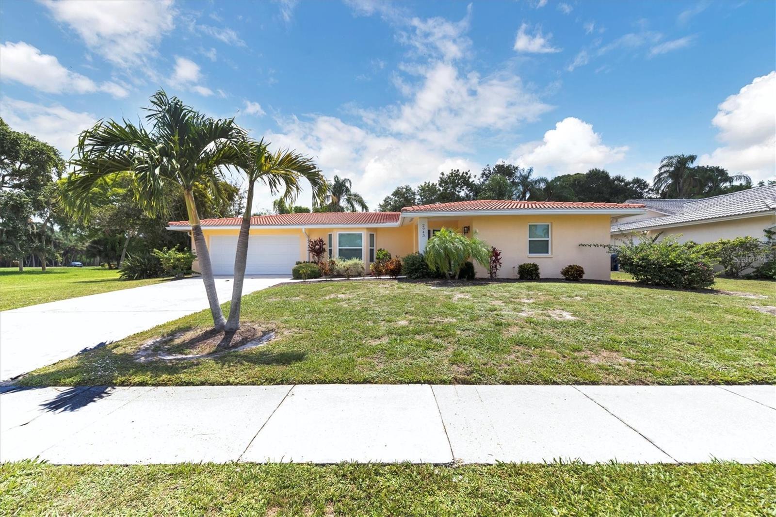 2943 Tuckerstown Dr Property Photo 4