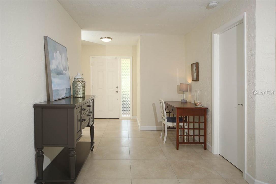 2943 Tuckerstown Dr Property Photo 5