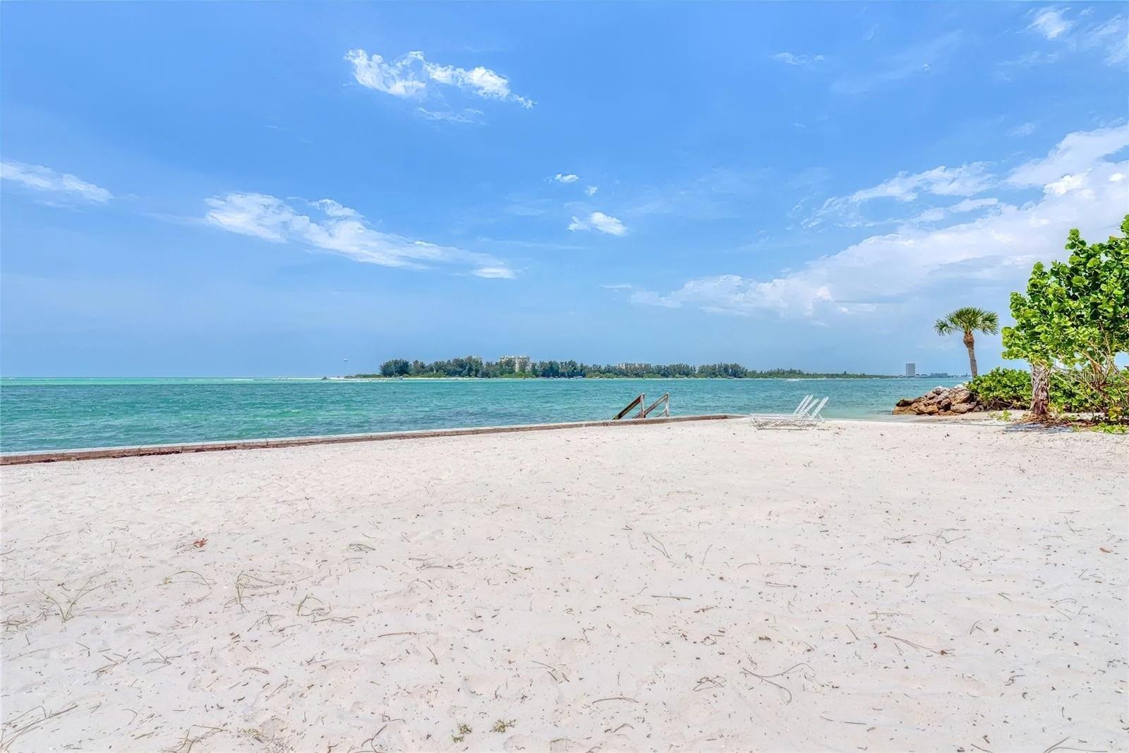 4050 Higel Ave Property Photo 28