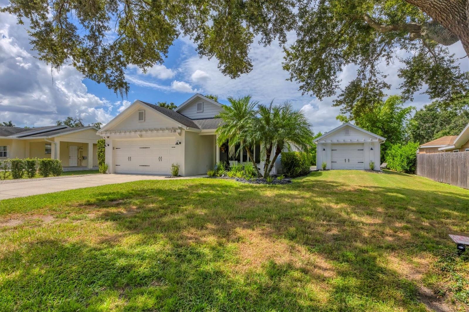 710 Hancock Ave Property Photo 2