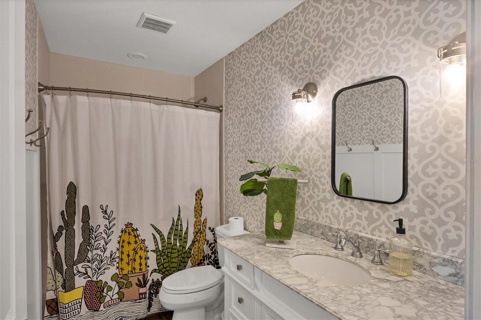 710 Hancock Ave Property Photo 20