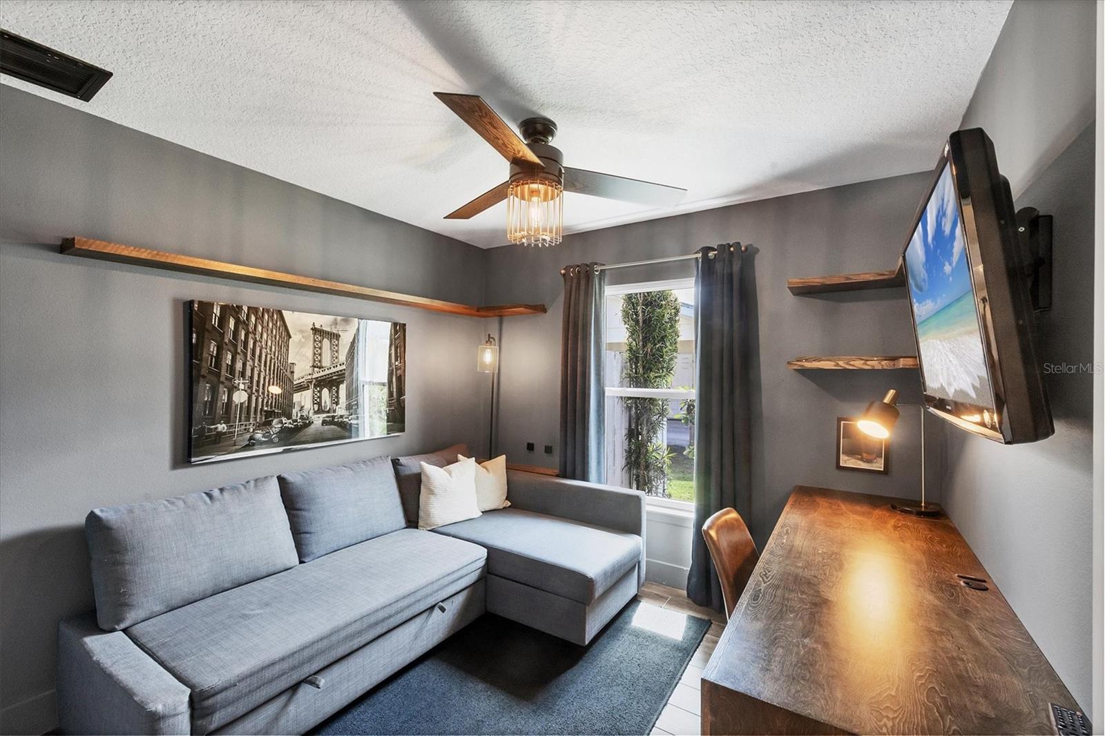 710 Hancock Ave Property Photo 21