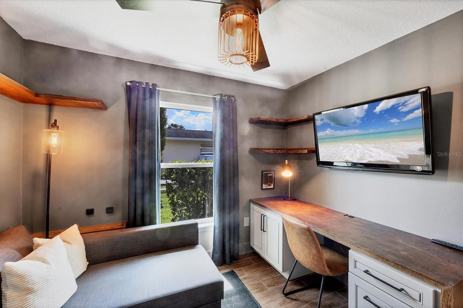 710 Hancock Ave Property Photo 22