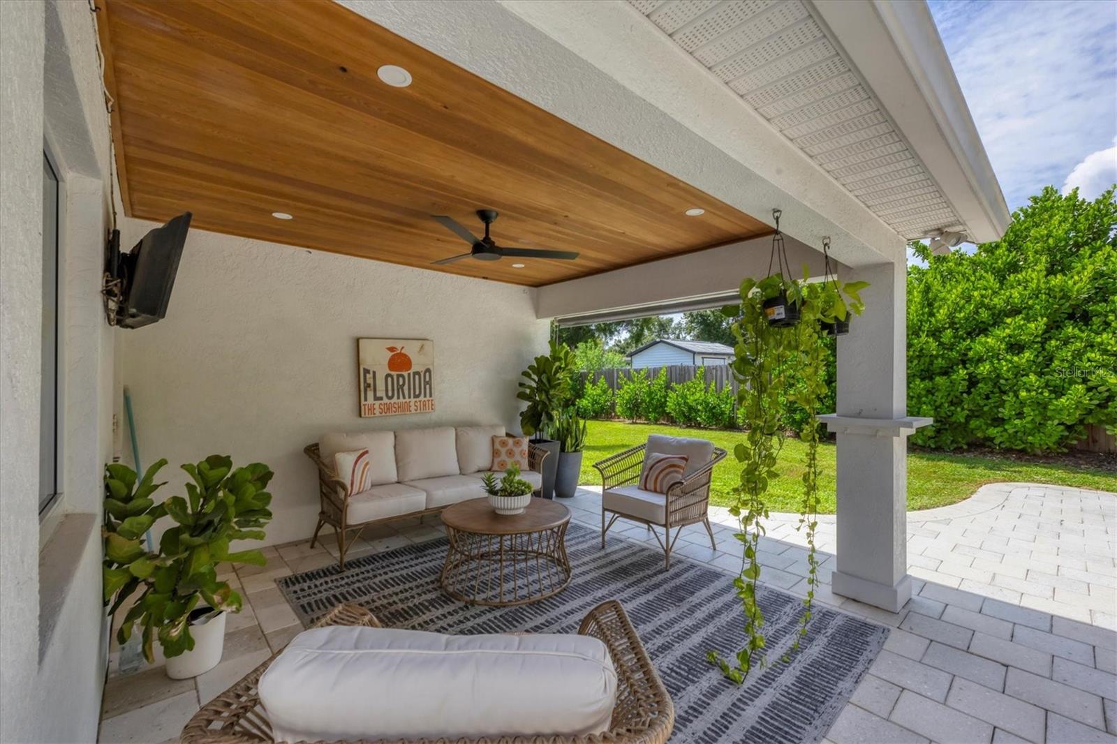 710 Hancock Ave Property Photo 24