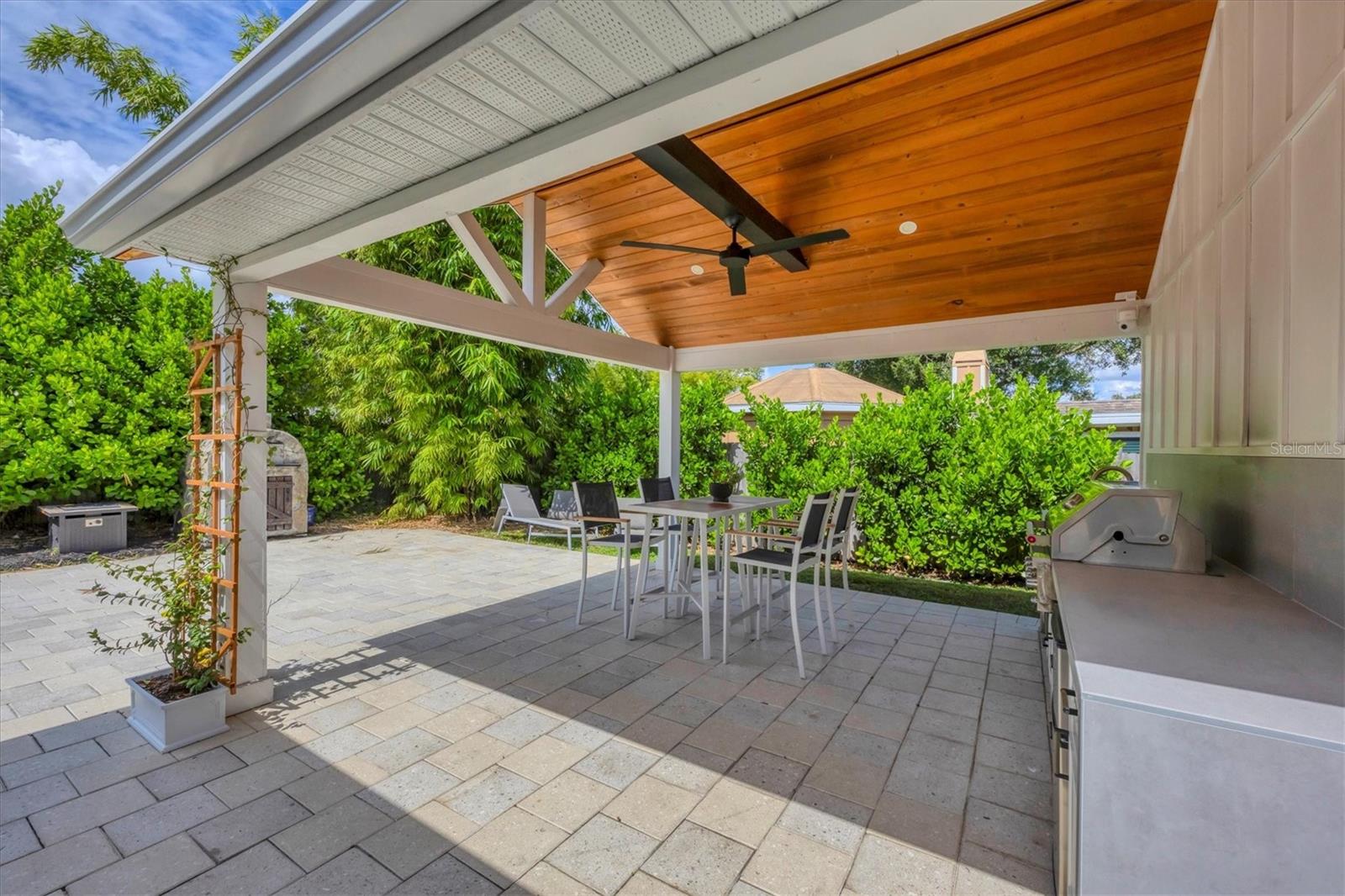 710 Hancock Ave Property Photo 27