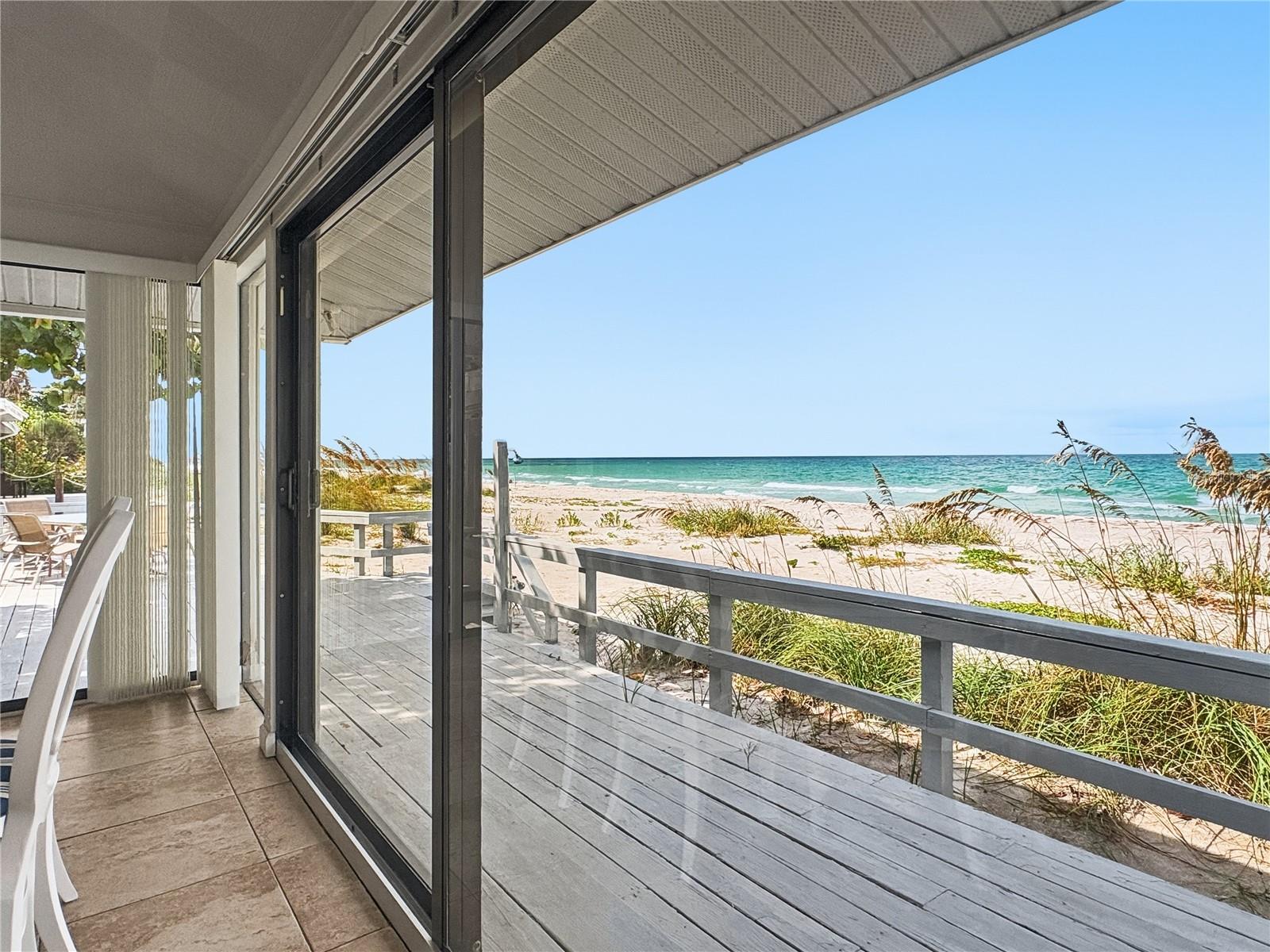2823 Gulf Of Mexico Dr Property Photo 5