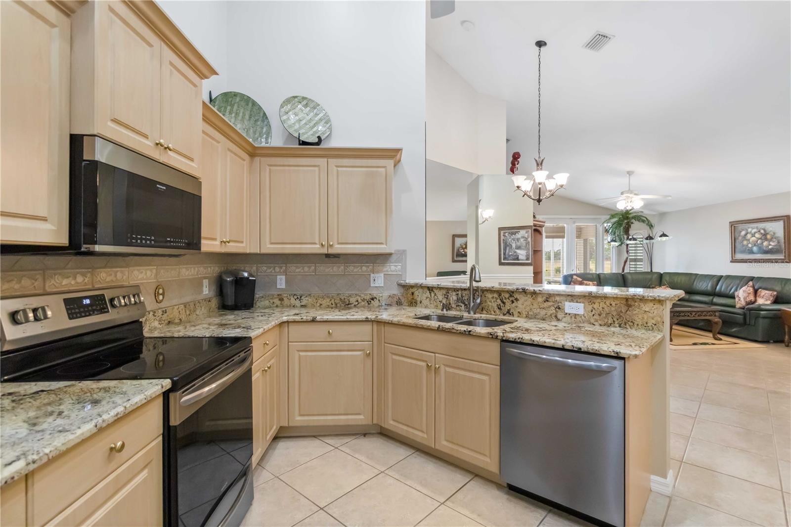 4161 Fairway Dr Property Photo 10