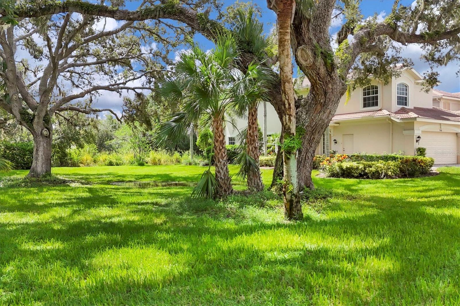 7151 Prosperity Cir #308 Property Photo 6