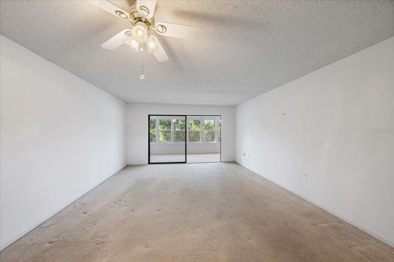 182 Pineneedle Dr Property Photo 8