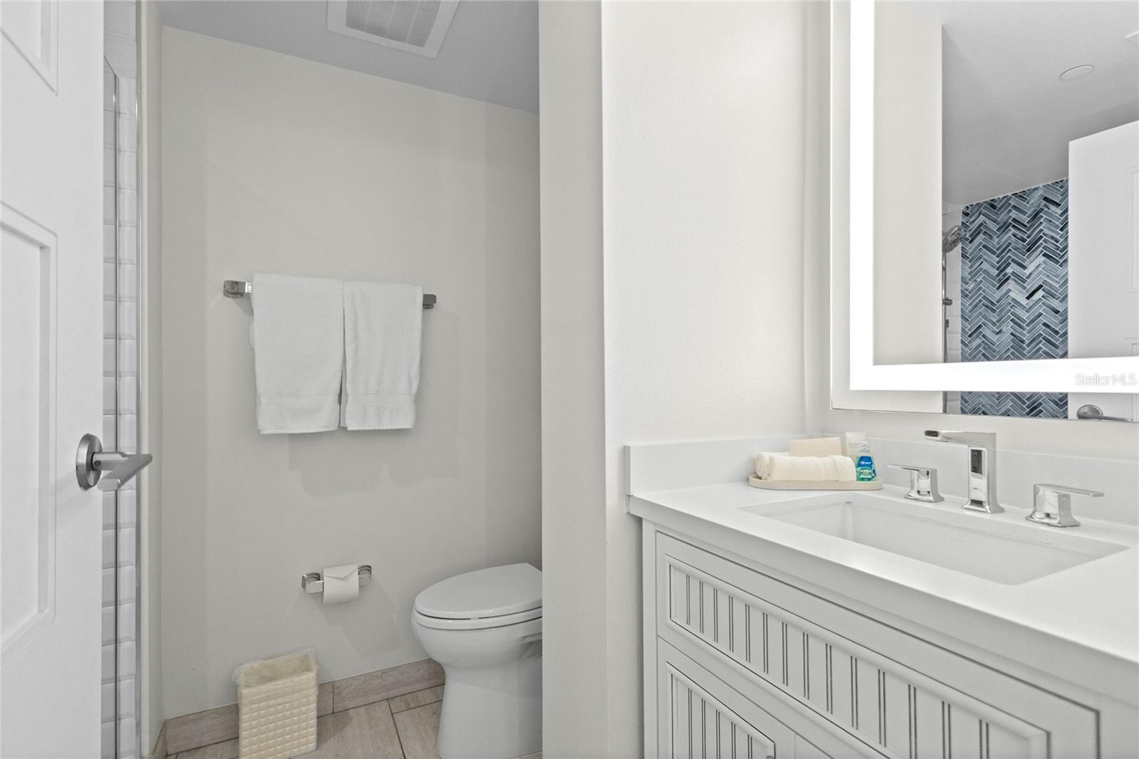230 Sands Point Rd #3205 Property Photo 19