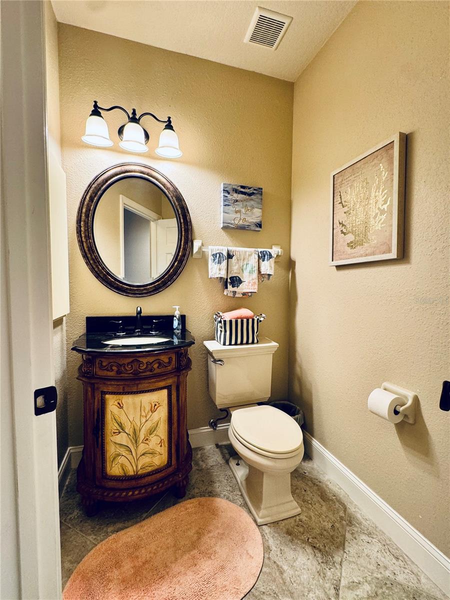 1024 San Mateo Dr Property Photo 13