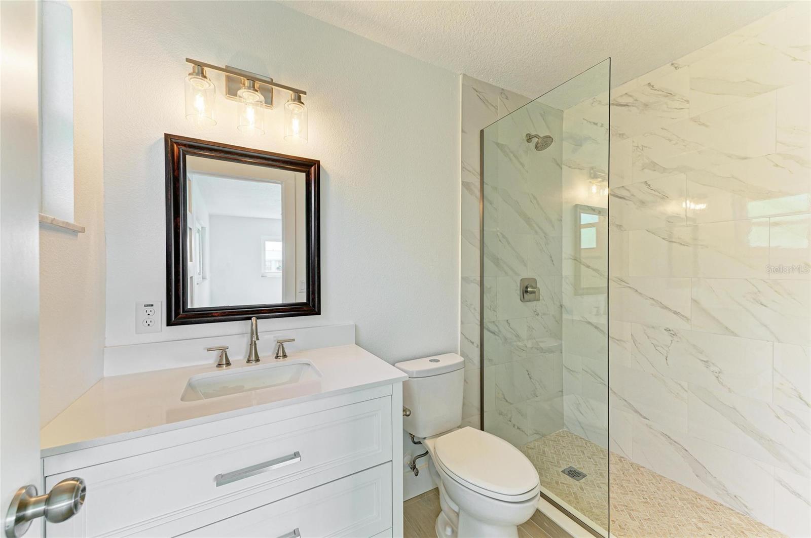 4412 Dolphin Ln Property Photo 28