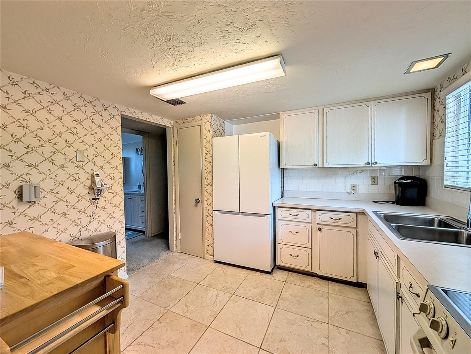 2303 Sunset Dr #h7 Property Photo 4