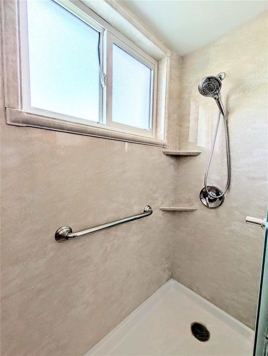 2303 Sunset Dr #h7 Property Photo 13