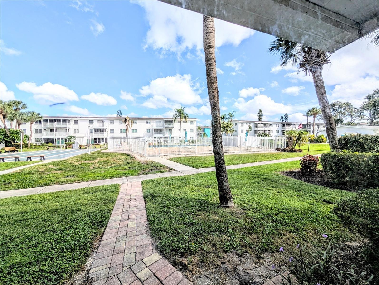 2303 Sunset Dr #h7 Property Photo 26