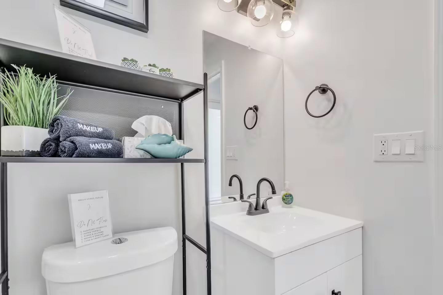 1317 Cocoanut St #b Property Photo 25