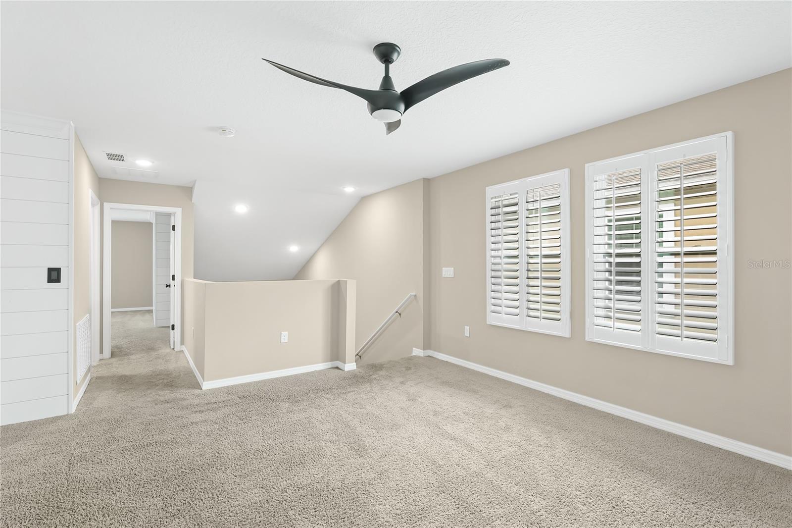 12816 Oak Hill Way Property Photo 17