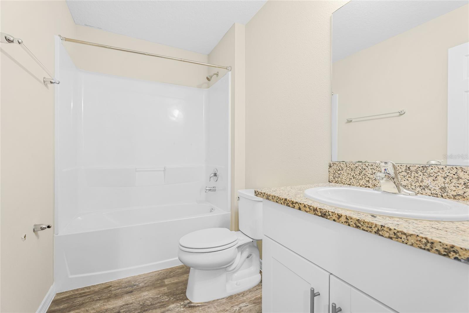 12816 Oak Hill Way Property Photo 27